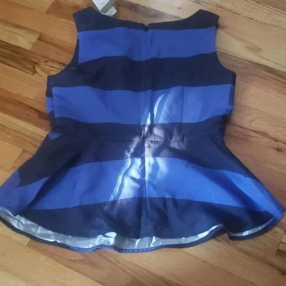 Banana Republic Peplum Top‎ Size Petite 6 NWT - Picture 4 of 4
